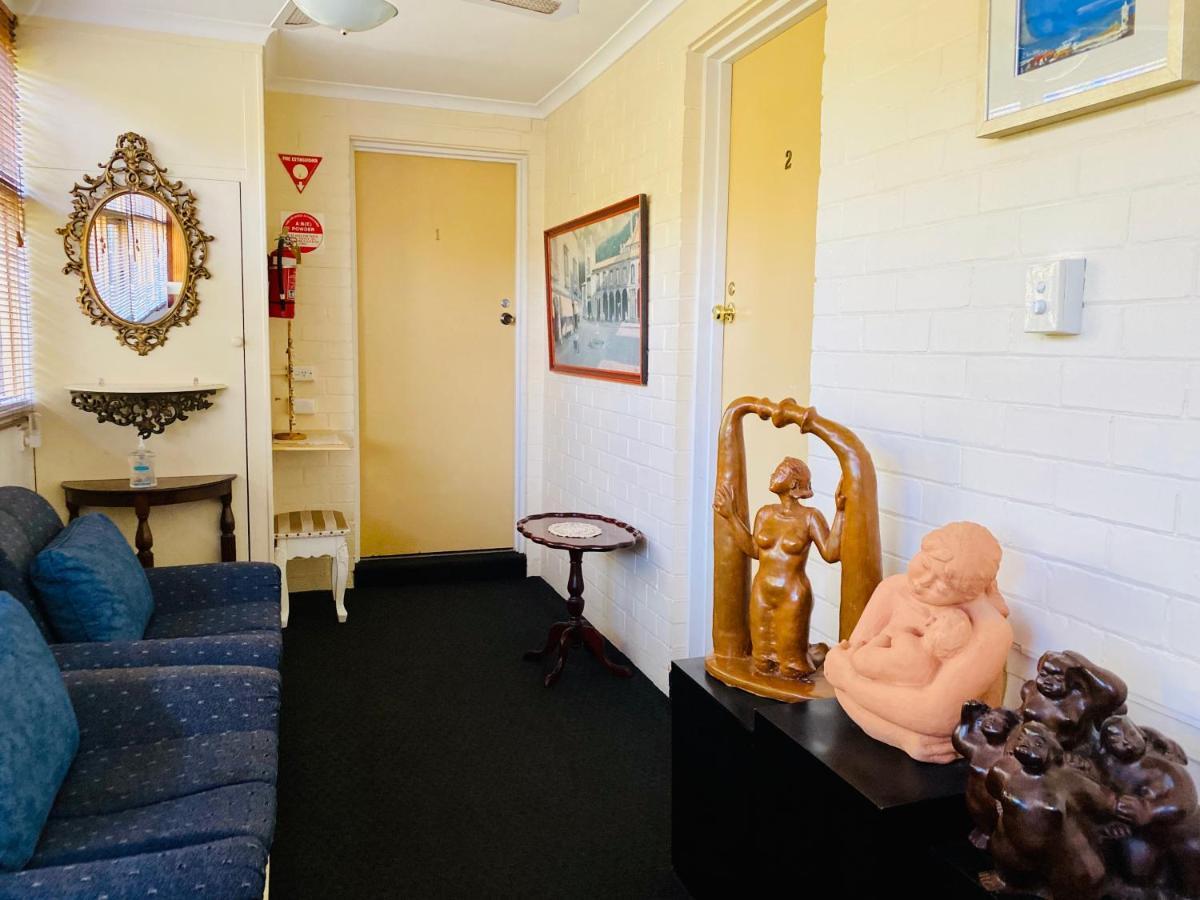 The Mews Motel Launceston Buitenkant foto