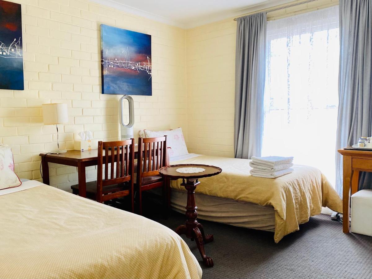 The Mews Motel Launceston Buitenkant foto