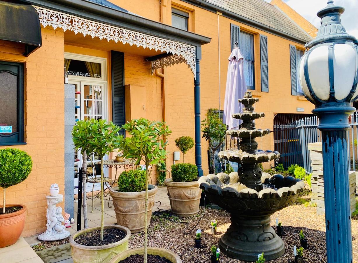 The Mews Motel Launceston Buitenkant foto
